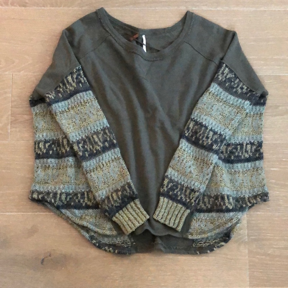 •Free People• Sweatshirt